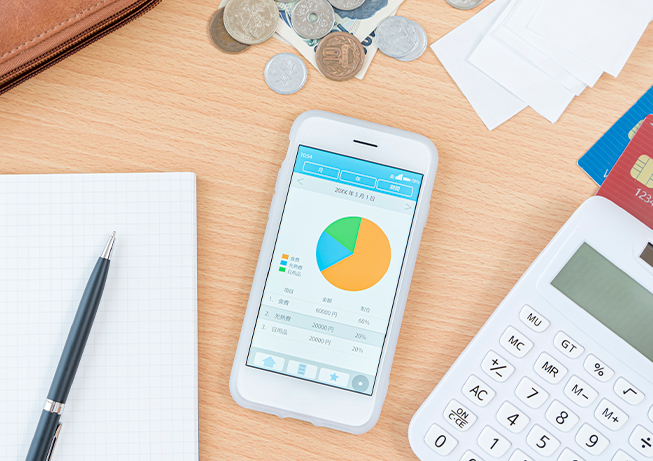 お金を貯めたい人必見！家計簿アプリ5選